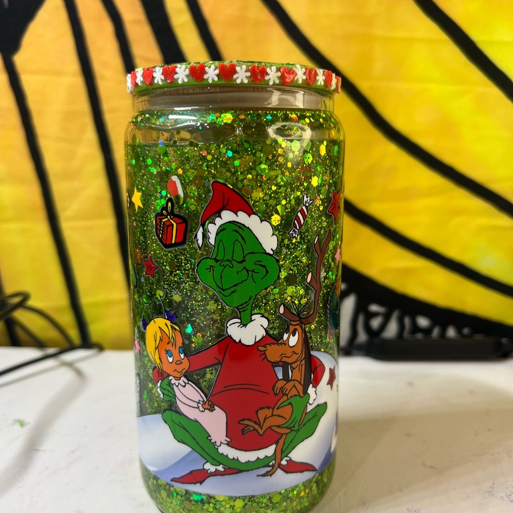 Snow globe tumbler